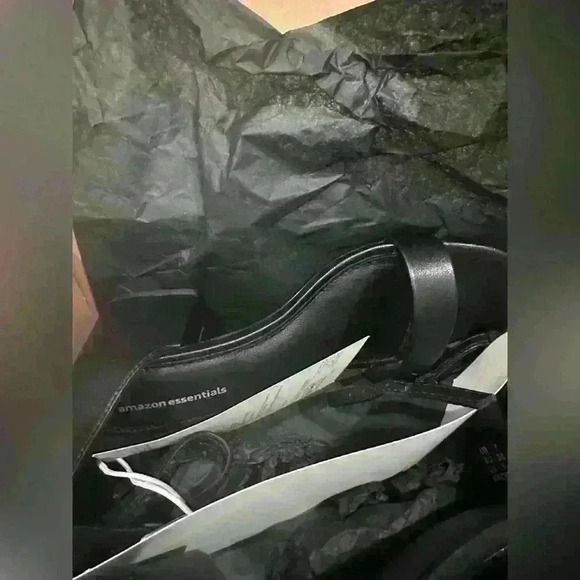 Amazon Women’s Essential  Two Strap Sandals - Picture 2 of 3